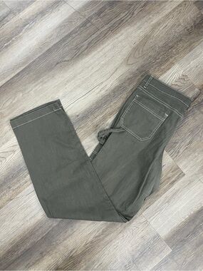 Hot Kiss Straight Leg Pants in Olive Green